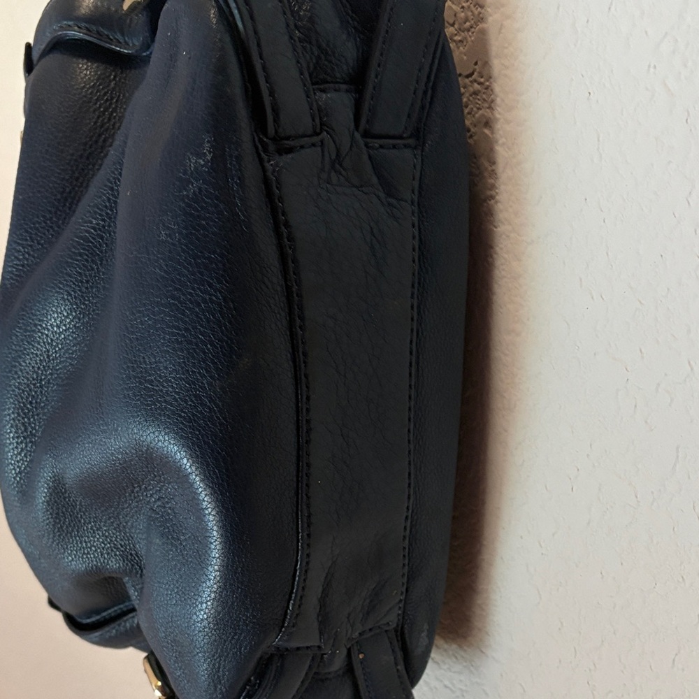 Michael Kors Dark Blue Leather Shoulder Bag - Picture 5 of 11